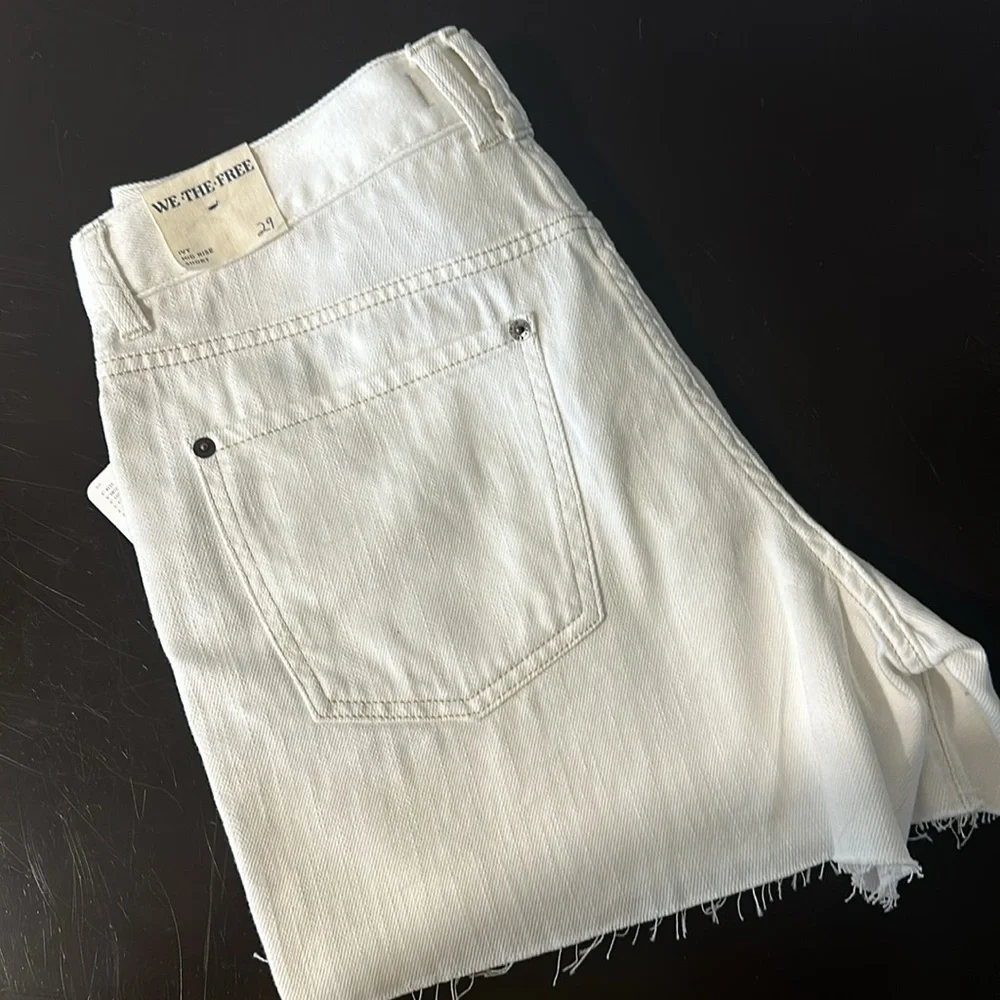 Free People Ivy Mid Rise Short - Picture 2 of 3